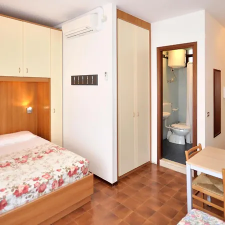 Apartment Cavallino-5 By Interhome Bibione